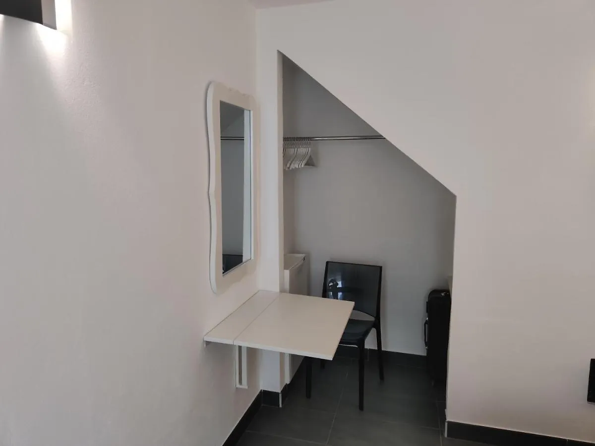 Apartments Obala Malinska 0*,