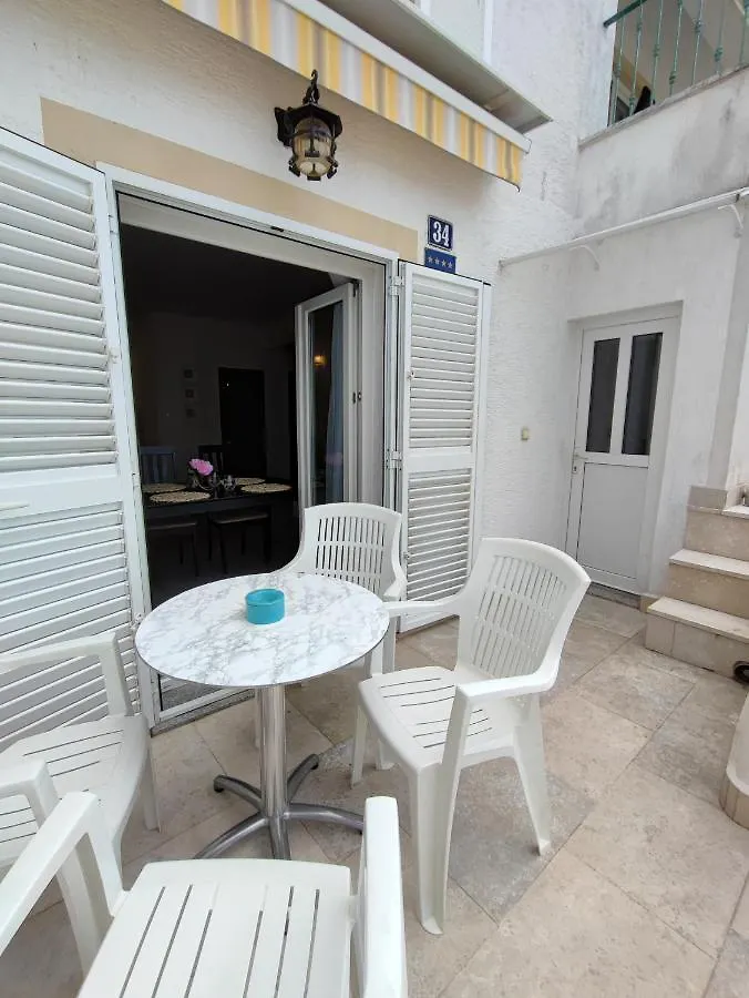 Apartments Obala Malinska Croatie
